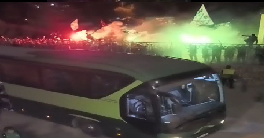 «ΝΤΟΠΕΣ» από τους Ομονοιάτες, υποδέχθηκαν την αποστολή (ΒΙΝΤΕΟ)