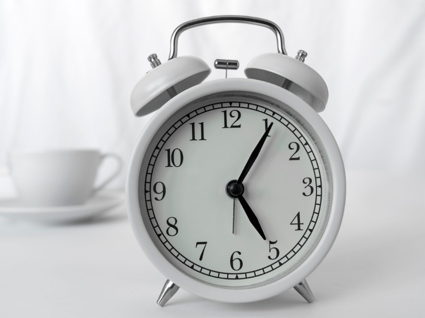 Το κλαμπ των 5 π.μ.: Οι θεωρίες πίσω από το πολύ πρωινό ξύπνημα