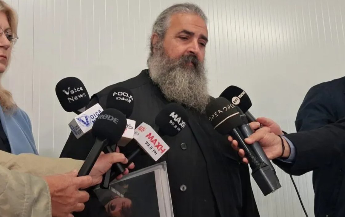 Τραγωδία των Τεμπών: Συγκλονίζουν τα λόγια του πατέρα Χριστοφορου - «Πρέπει να μάθω πώς πέθανε ο δικός μου Κυπριανός»