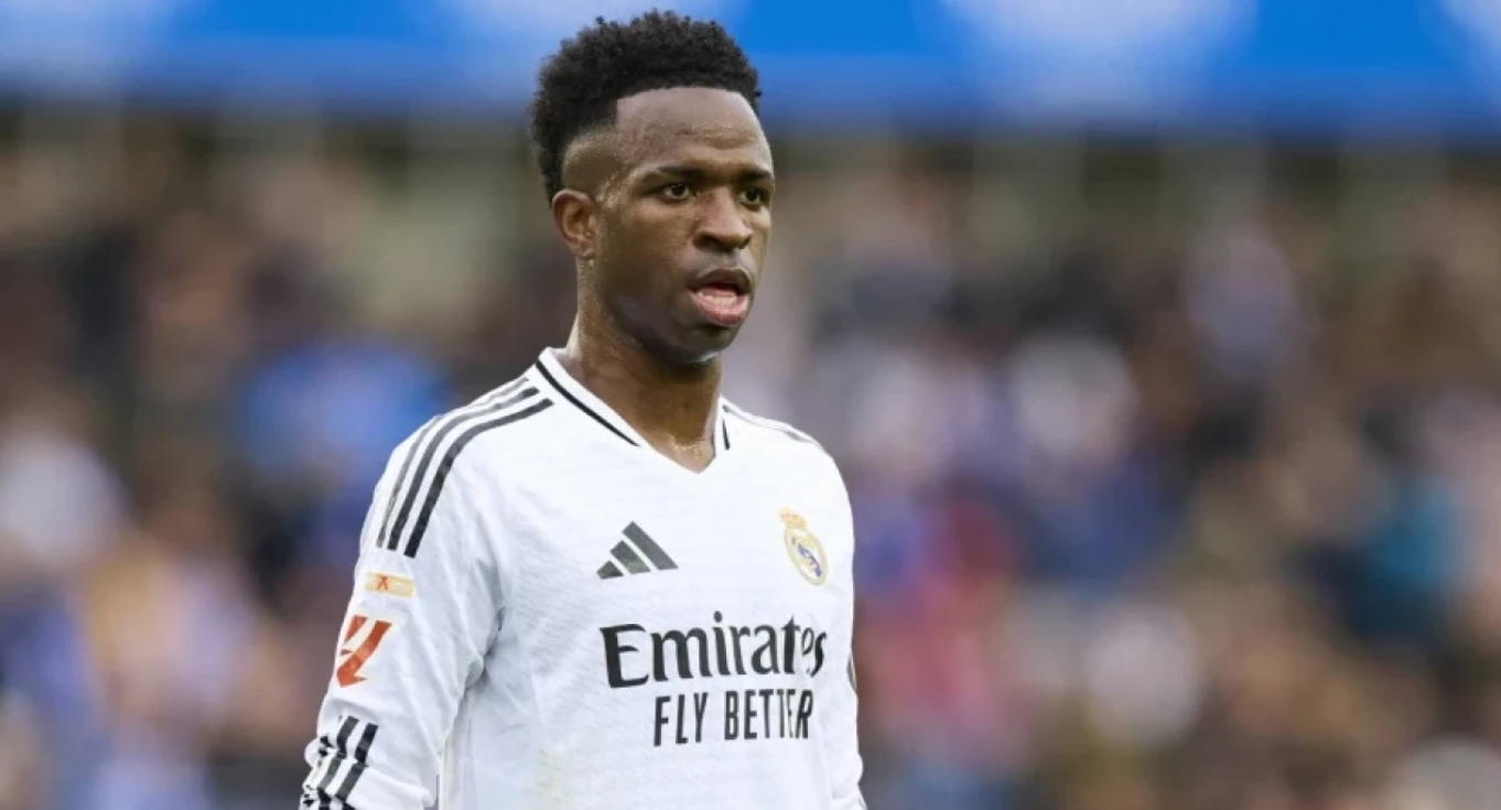 Όλη η Premier στα... πόδια του Βινίσιους: Λίβερπουλ, Σίτι και Τσέλσι καραδοκούν για τον βραζιλιάνο