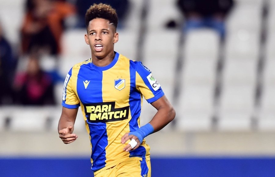 Προτάθηκε πρώην ΑΠΟΕΛίστας στην Ομόνοια - Τι ισχύει