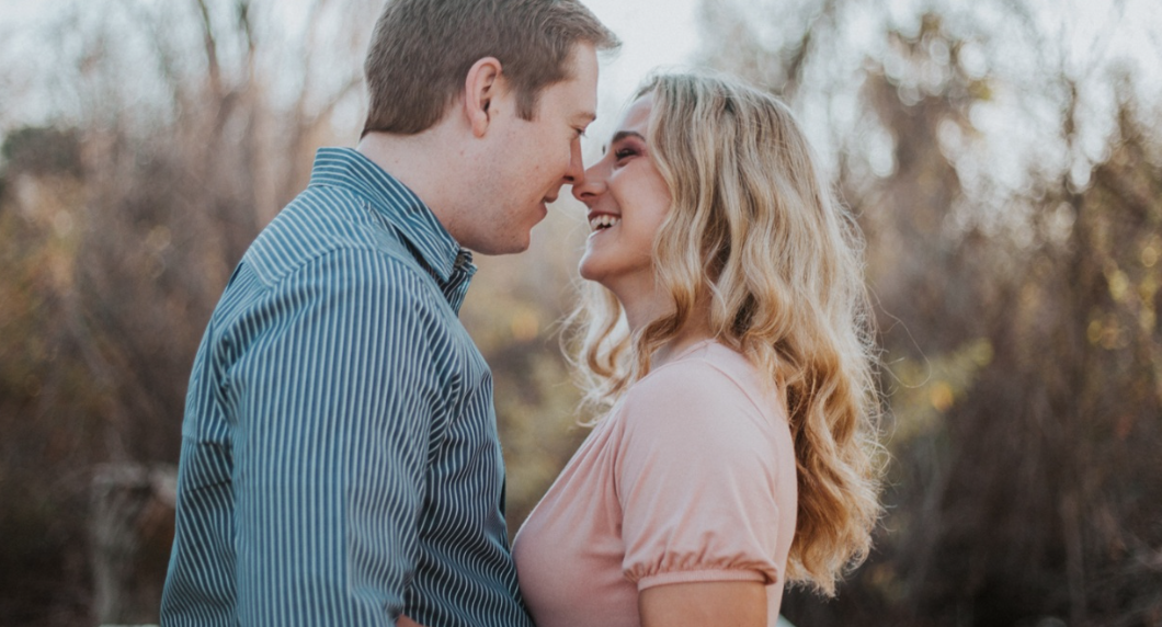 Σεξ: Πόσο συχνά κάνουν έρωτα οι παντρεμένοι;