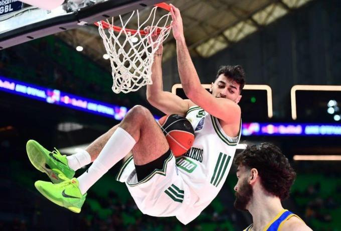 GBL: H «πτήση» του Σαμοντούροβ στην κορυφή του Top-10 της 14ης αγωνιστικής (ΒΙΝΤΕΟ)