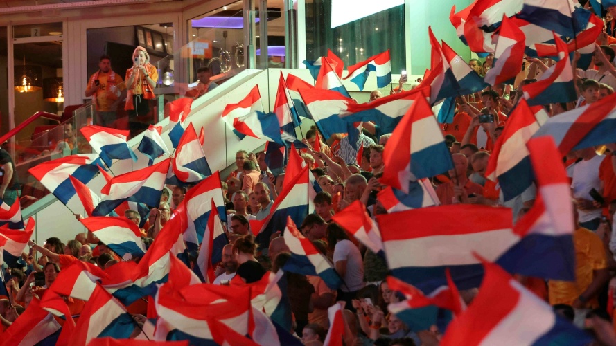 Τα παράδοξα της Ολλανδίας - Ομάδα πρέπει να χάσει για να... ανέβει κατηγορία!