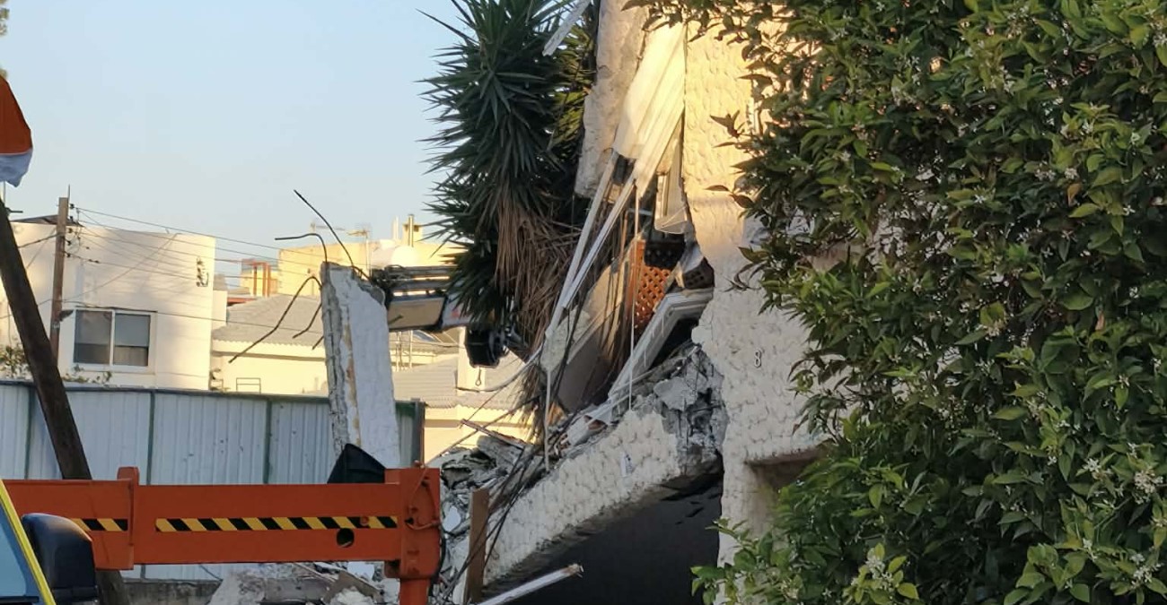 Τραγωδία στη Γερμασόγεια: Ψάχνουν το παιδί τους στα συντρίμμια της μοιραίας πολυκατοικίας - Η έκκληση της οικογένειας - Δείτε φωτογραφία