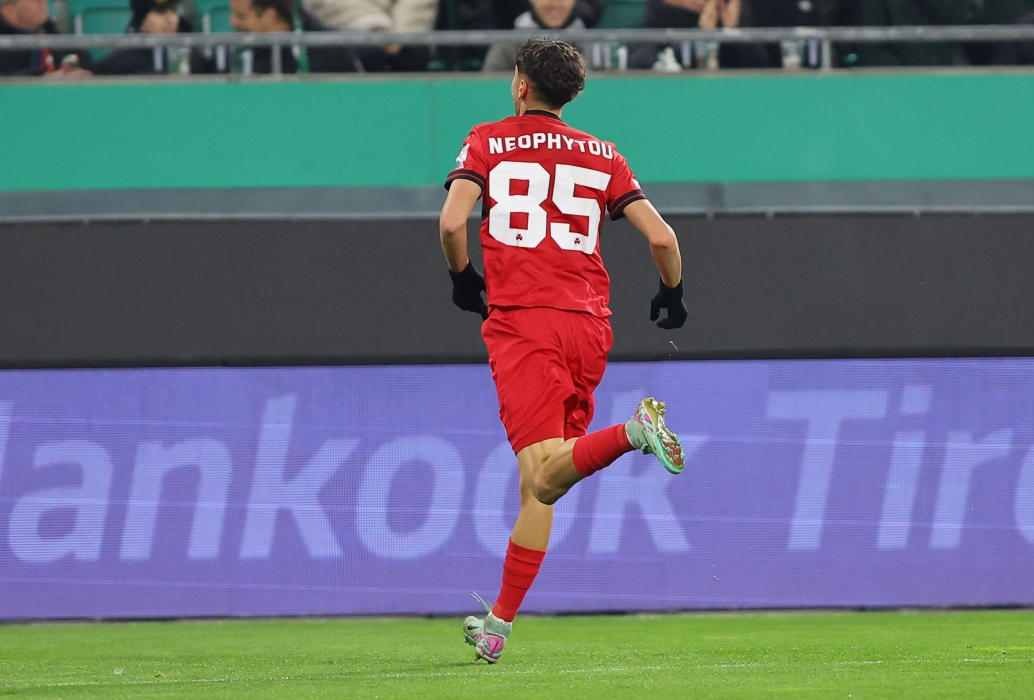 Διπλό Σαββατιάτικο «κτύπημα» με Ουζόχο και Νεοφύτου!