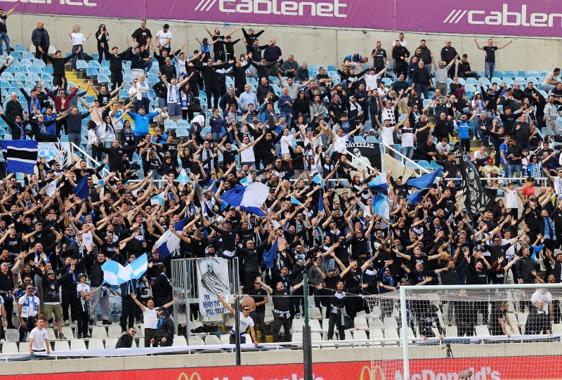 Το πανό των Απολλωνιστών για τα 72α γενέθλια της ομάδας τους (ΦΩΤΟΓΡΑΦΙΕΣ)