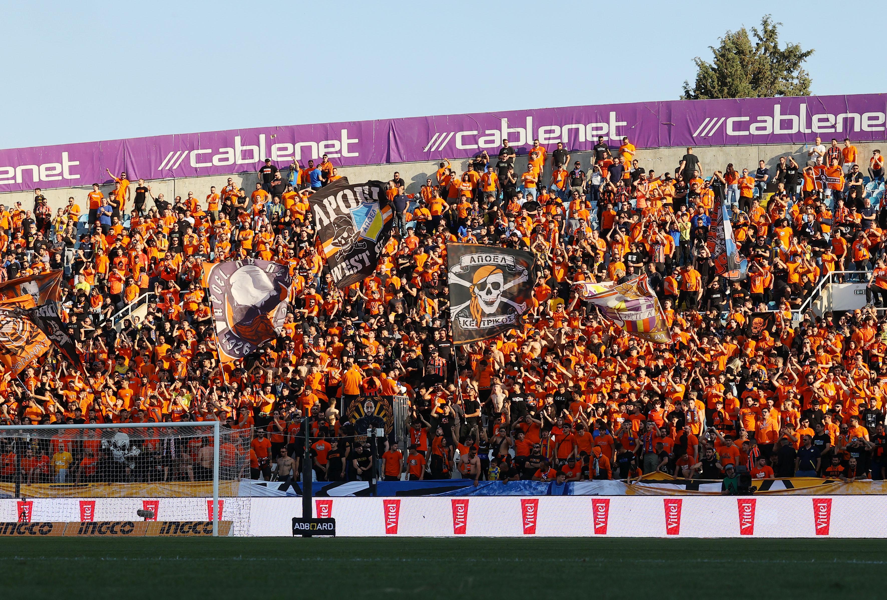 ΤΟΣΟΙ πήγαν στο ΑΠΟΕΛ-Απόλλωνας