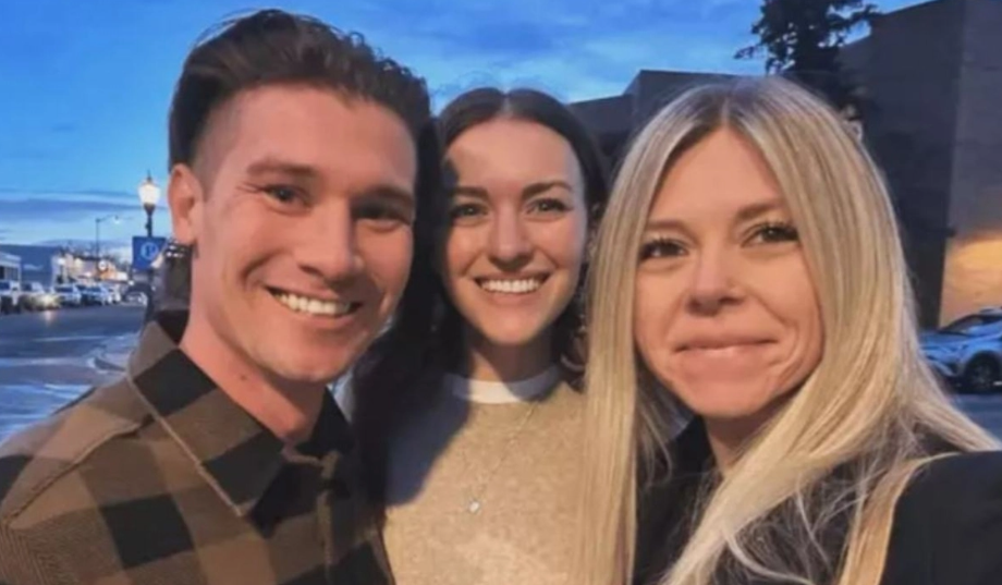 Έγιναν τρίο και έφτιαξαν τη ζωή τους: Πώς είναι η συμβίωση αυτού του παράξενου ζευγαριού (BINTEO)