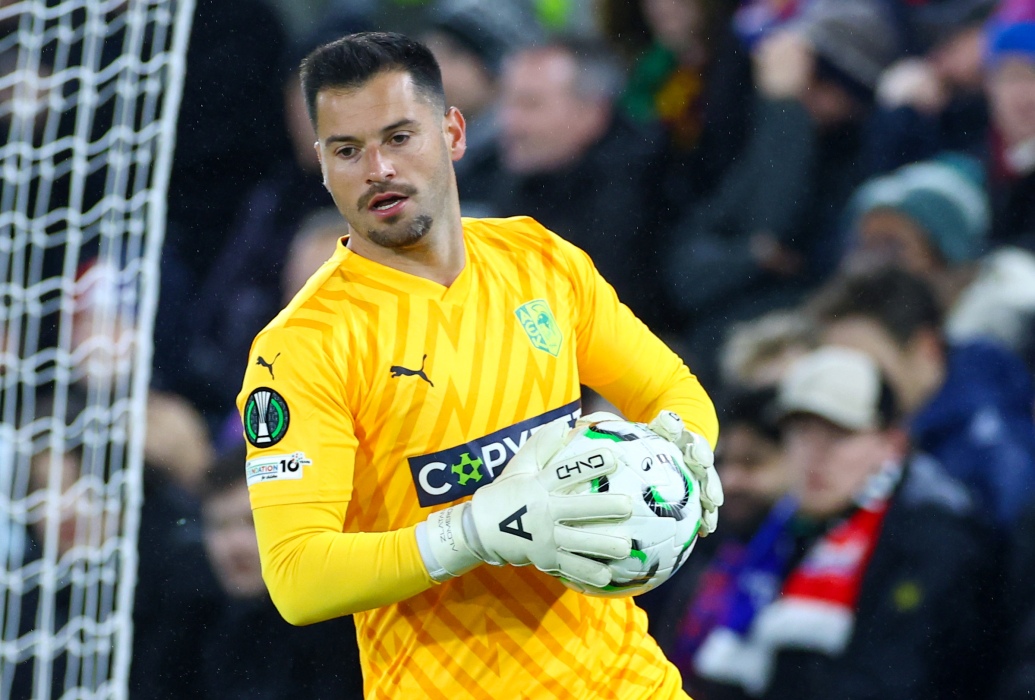 ΑΕΚ: ΚΕΡΒΕΡΟΣ μες το Λονδίνο ο Ζλάταν!