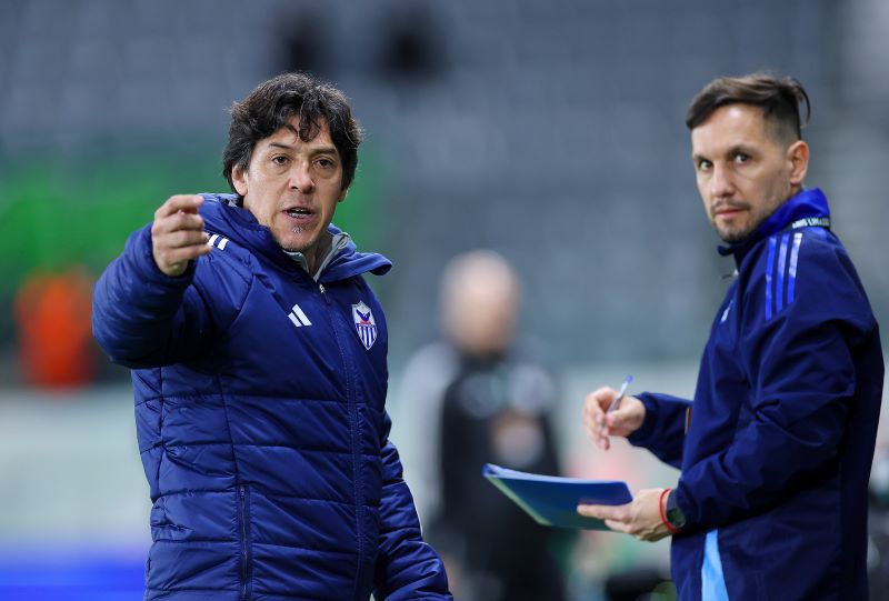 Με «ορθόδοξο» στυλ… μπήκε με το δεξί ο Μάουρο Καμορανέζι! 