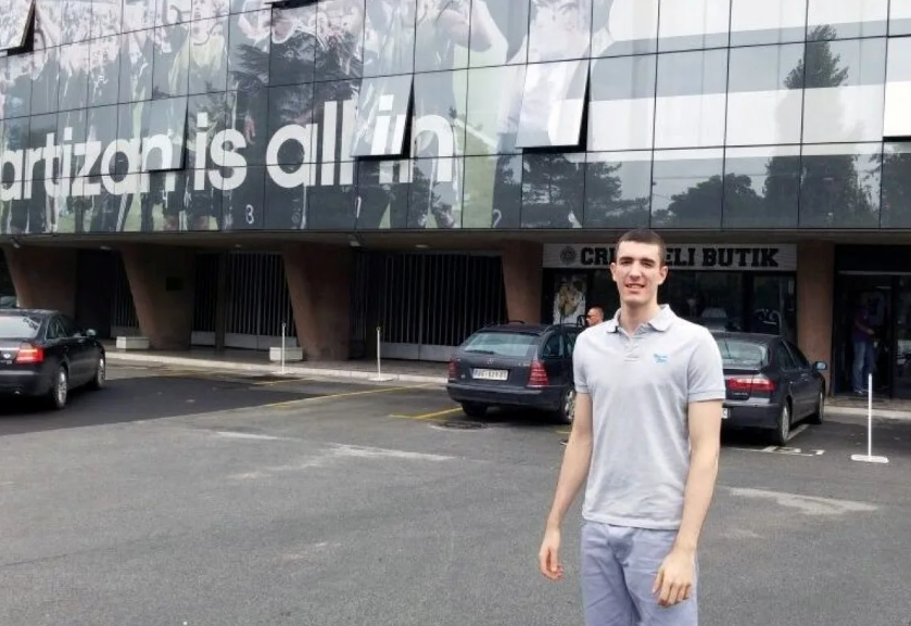 Ο πρώτος Έλληνας που πήγε στην Παρτιζάν έπαιξε μπάσκετ λόγω ενός οικογενειακού challenge