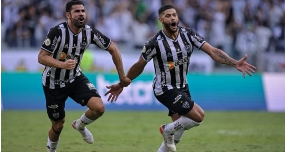 Η εξωφρενική πρόταση της Ατλέτικο Μινέιρο στον 39χρόνο Χουλκ: Του προσφέρουν μέχρι και το δικό του άγαλμα!