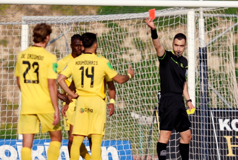 Ακρίτας-ΕΝΥ: Άλλαξαν οι ισορροπίες από πολύ νωρίς λόγω VAR