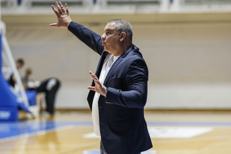 Κωνσταντινίδης: «Θέλουμε η Εθνική Κ20 να γίνει το σκαλοπάτι για την Ανδρών» Κωνσταντινίδης: «Θέλουμε η Εθνική Κ20 να γίνει το σκαλοπάτι για την Ανδρών»