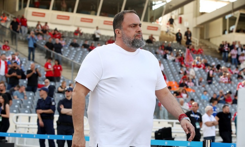 Μπορεί να έχασε πάνω από 80 εκατ. ευρώ σε έναν αγώνα, όμως ο Βαγγέλης Μαρινάκης δεν καταλαβαίνει τίποτα!