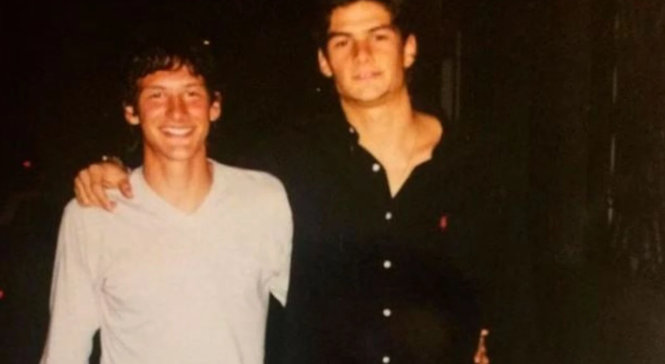 «Δεν βλέπω νόημα στη ζωή» - Η τραγική ιστορία του «ποιητή της μπάλας» που αυτοκτόνησε στα 21 του