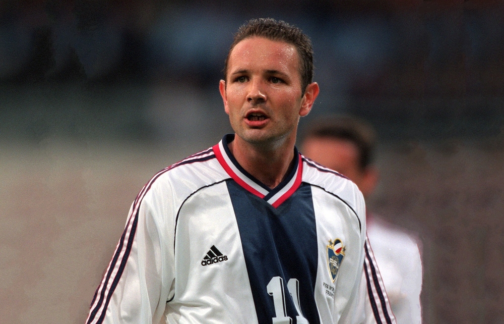 Σίνισα Μιχάιλοβιτς: Τα πολύχρωμα τούβλα του Βούκοβαρ