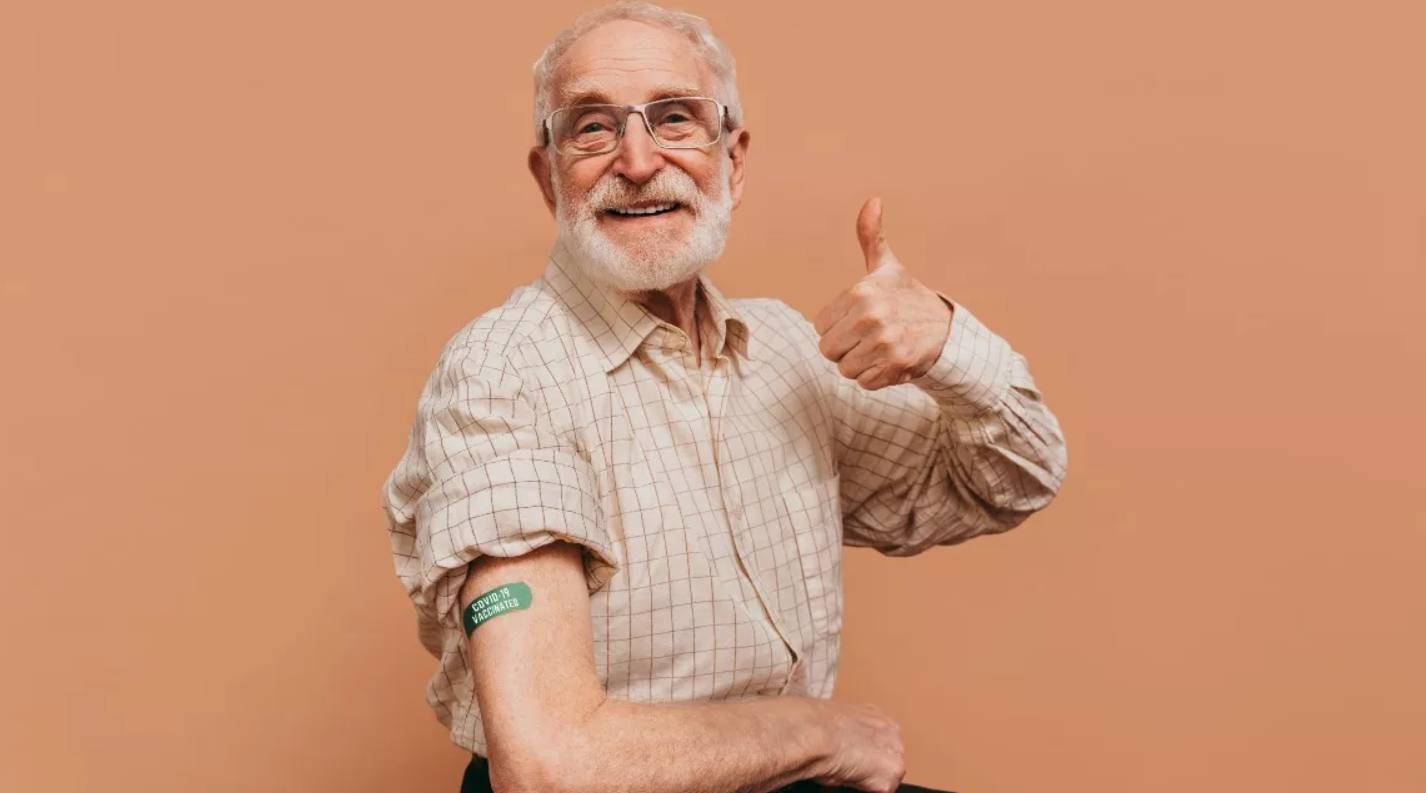 Το εμβόλιο που καθυστερεί τη γήρανση στους 70χρονους - Τι κάνει στο ανοσοποιητικό σύστημα