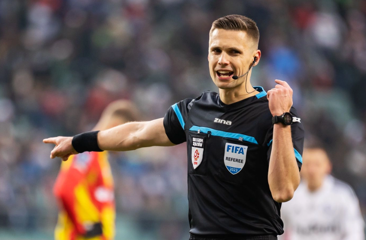 Ξένοι στο Oμόνοια-Απόλλωνας