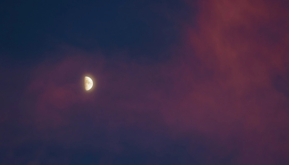 Γιατί ο κόσμος θα βυθιστεί στο σκοτάδι για 6 λεπτά: Πότε θα συμβεί το σπάνιο ηλιακό φαινόμενο