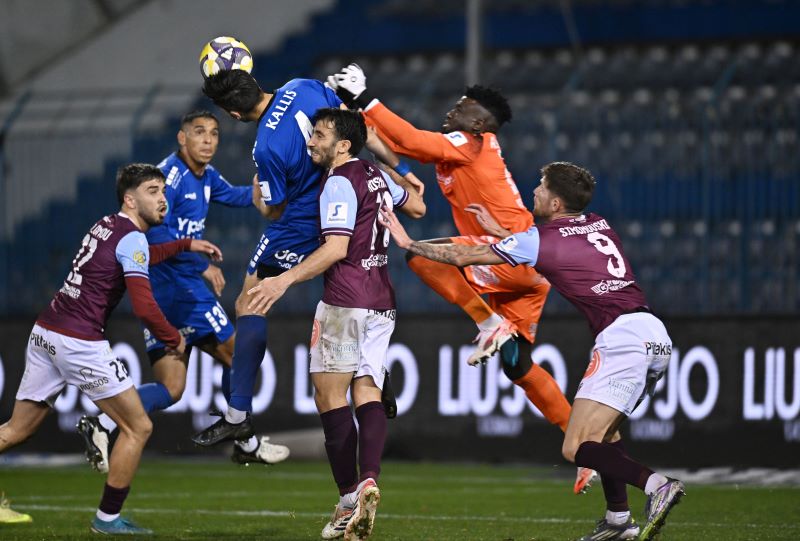 Ούτε στα… εύκολα δεν τα καταφέρνουν μερικοί ρεφ