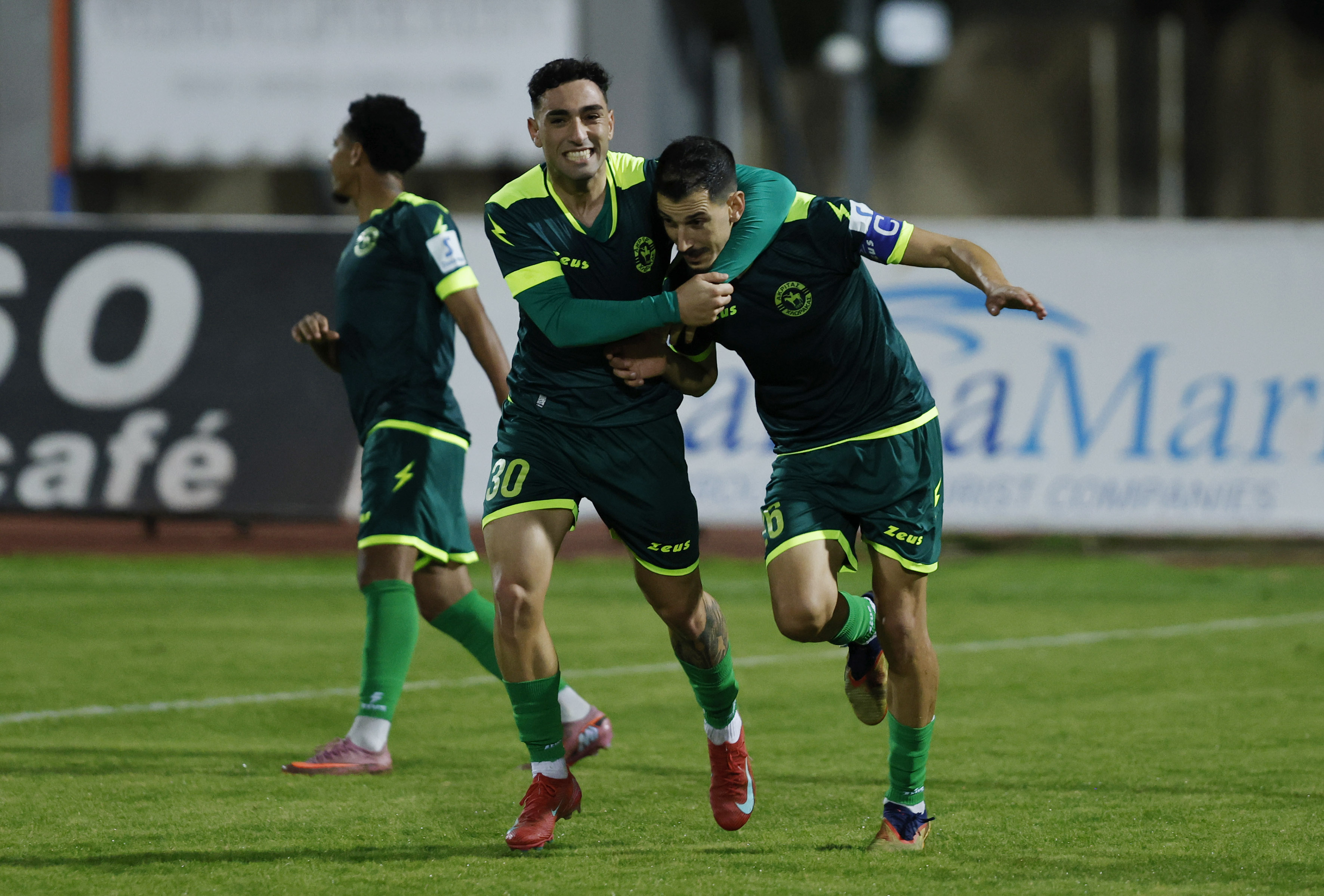 ΕΝΠ - Ακρίτας Χλώρακας 0-1: Σπουδαίο διπλό με "υπογραφή" Χατζηβασίλη