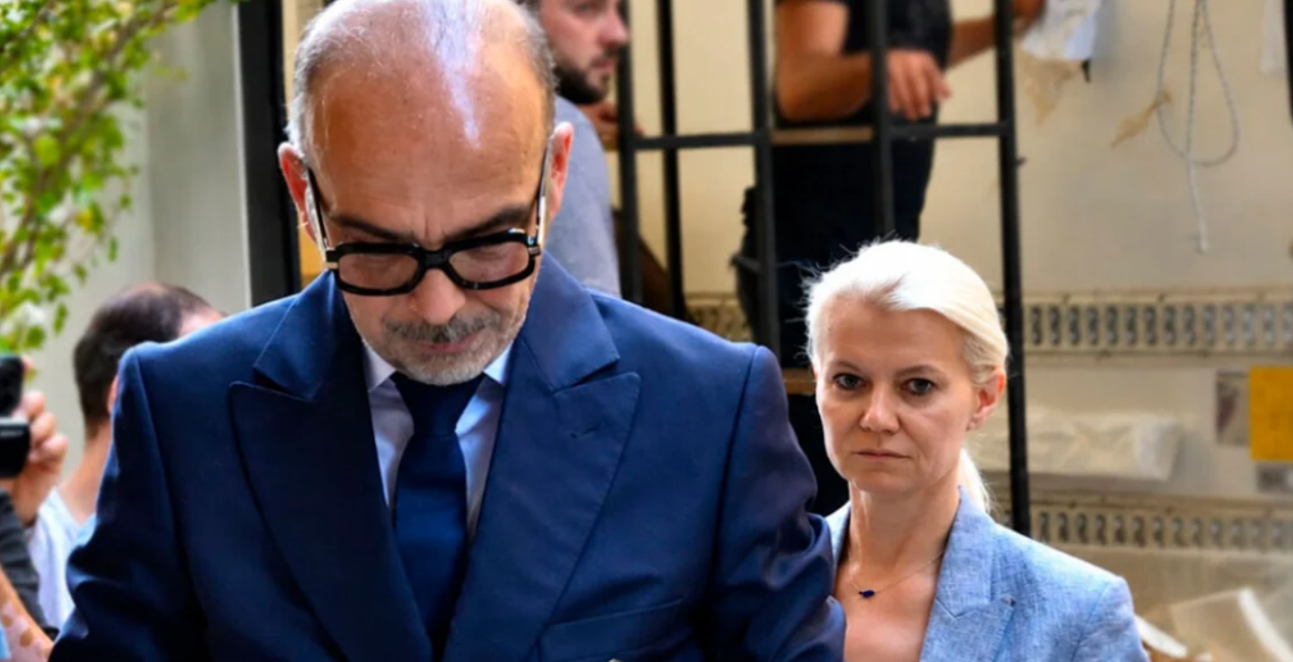 Ρήξη Γάκα και Θεοδωρόπουλου για τον θάνατο Μαζωνάκη: Είχε γίνει πλασμαφαίρεση με μέθη στην κόρη τους, σύμφωνα με μήνυμα σε ομαδική συνομιλία