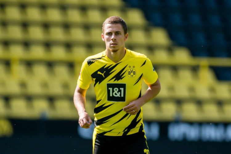 Έκανε το «μπαμ» με τον Αζάρ